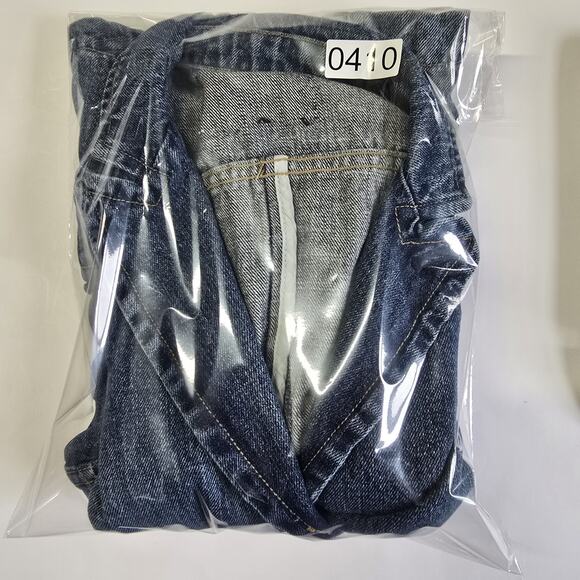 Reserved Jean Jacket Womens Medium Blue Denim Two Button Pockets Cotton - Picture 15 of 15